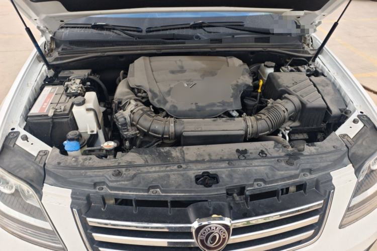 Used Kia Borrego 2013 3.8L Luxury Edition China V standard Engine Bay