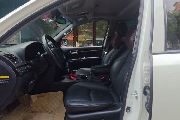 Used Kia Borrego 2013 3.8L Luxury Edition China V standard Left Front Seat