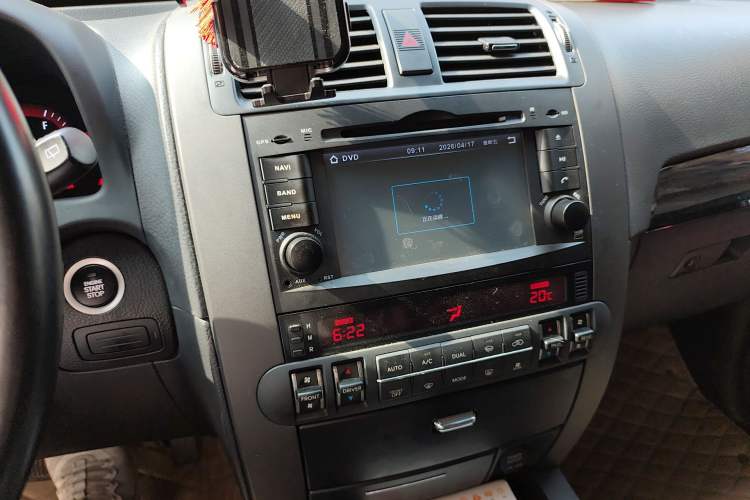 Used Kia Borrego 2015 3.8L Luxury Edition China IV Audio And AC Panel