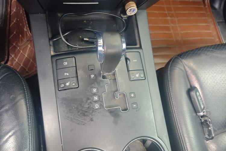Used Kia Borrego 2015 3.8L Luxury Edition China IV Gear Lever