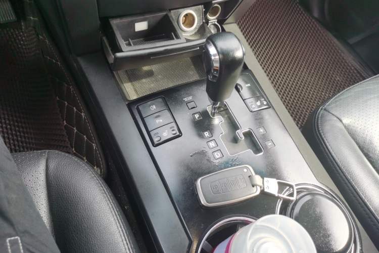Used Kia Borrego 2015 3.8L Luxury Edition China IV Gear Lever