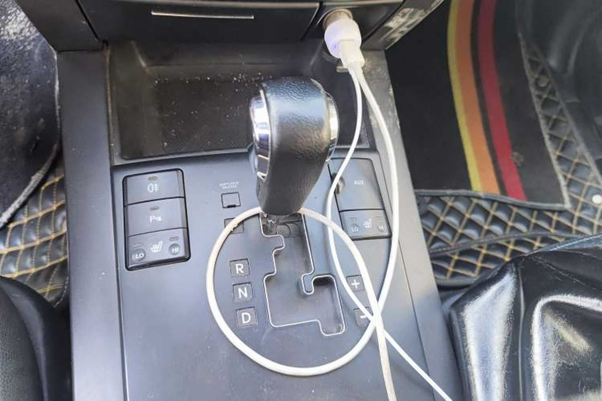 Used Kia Borrego 2015 3.8L Luxury Edition China IV Gear Lever