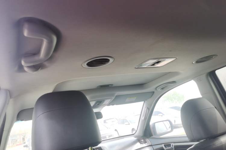 Used Kia Borrego 2015 3.8L Luxury Edition China IV Headliner