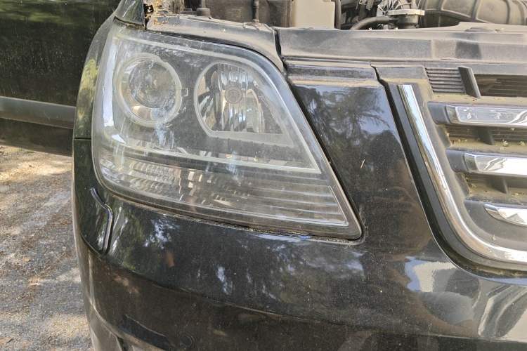 Used Kia Borrego 2015 3.8L Luxury Edition China IV Right Front Headlight