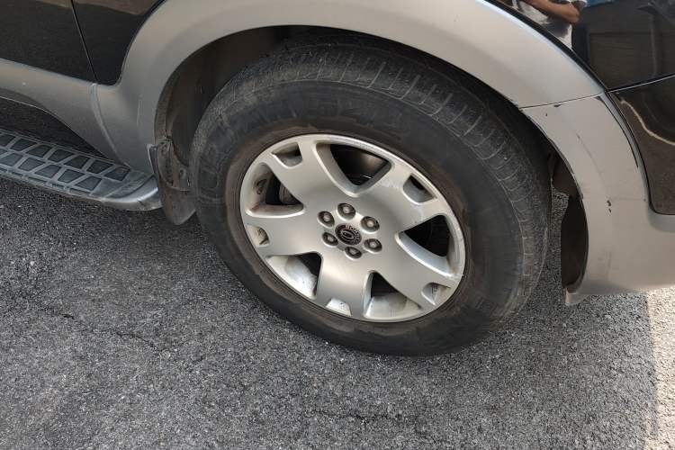 Used Kia Borrego 2015 3.8L Luxury Edition China IV Right Front Wheel Hub