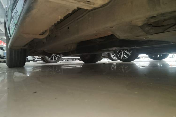 Used Kia Borrego 2015 3.8L Luxury Edition China IV Right Side Sill