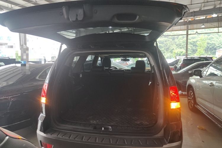 Used Kia Borrego 2015 3.8L Luxury Edition China IV Trunk