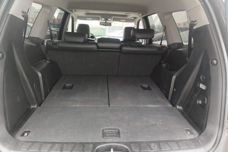 Used Kia Borrego 2015 3.8L Luxury Edition China IV Trunk