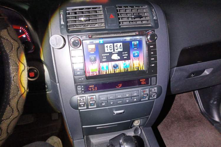 Used Kia Borrego 2015 3.8L Luxury Edition China IV Audio And AC Panel
