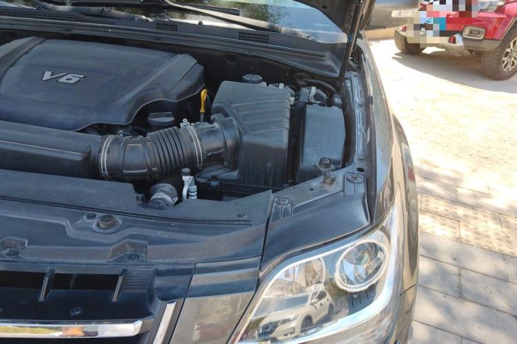 Used Kia Borrego 2015 3.8L Luxury Edition China IV Engine Bay Left