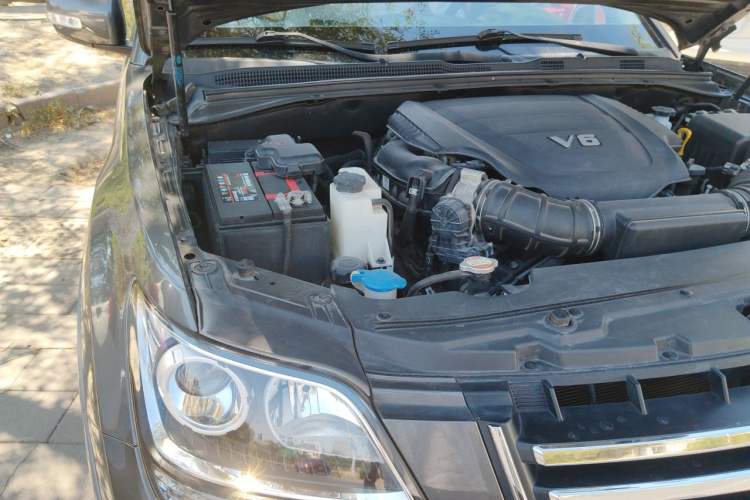Used Kia Borrego 2015 3.8L Luxury Edition China IV Engine Bay Right