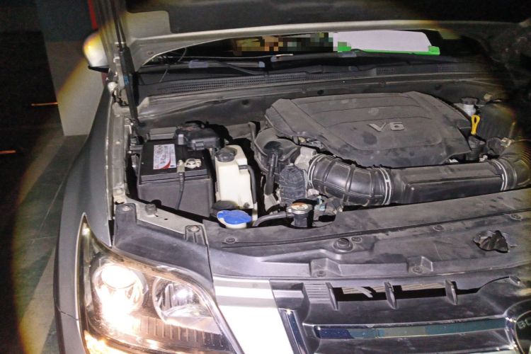 Used Kia Borrego 2015 3.8L Luxury Edition China IV Engine Bay Right