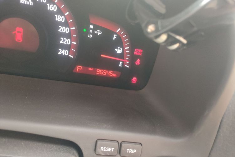 Used Kia Borrego 2015 3.8L Luxury Edition China IV Odometer Close Up