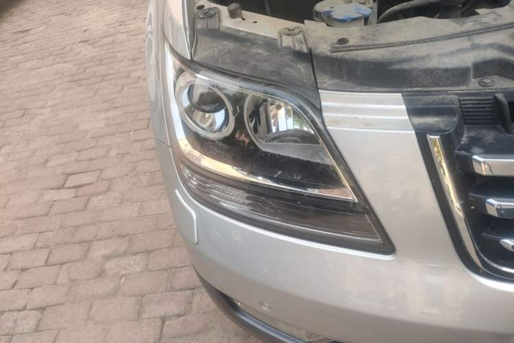 Used Kia Borrego 2015 3.8L Luxury Edition China IV Right Front Headlight