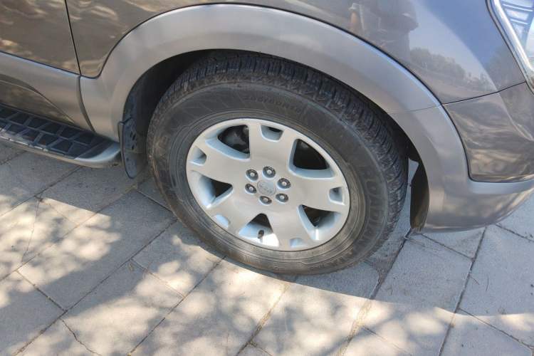 Used Kia Borrego 2015 3.8L Luxury Edition China IV Right Front Wheel Hub