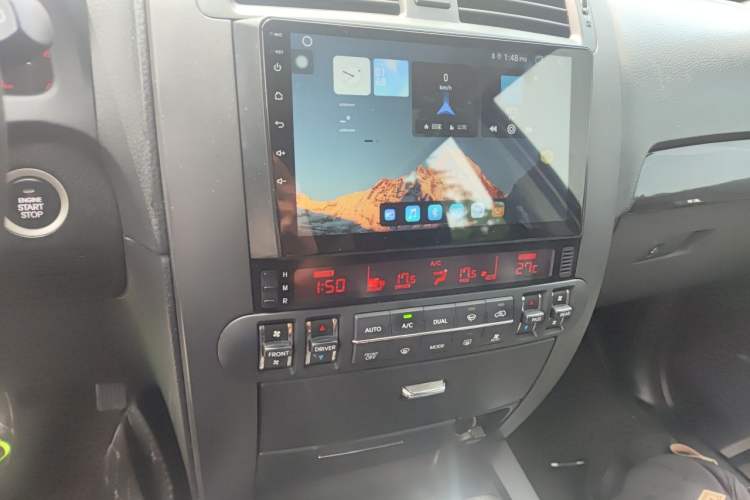 Used Kia Borrego 2015 3.8L Luxury Edition China IV Audio And AC Panel