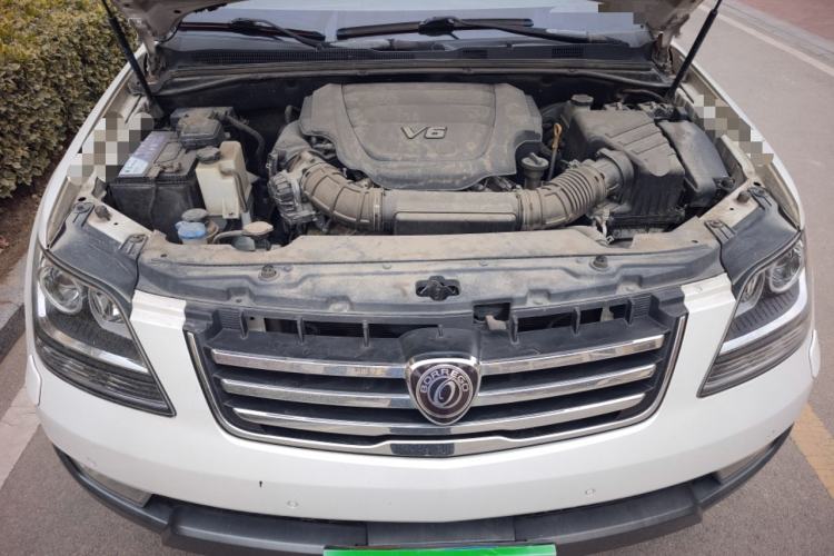 Used Kia Borrego 2015 3.8L Luxury Edition China V-standard Engine Bay