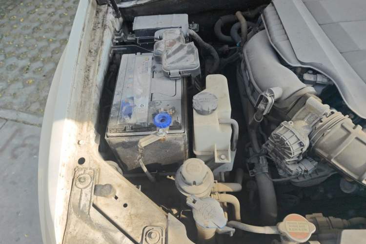 Used Kia Borrego 2015 3.8L Luxury Edition China V-standard Engine Bay Right