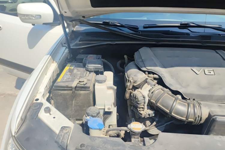 Used Kia Borrego 2015 3.8L Luxury Edition China IV Engine Bay Right