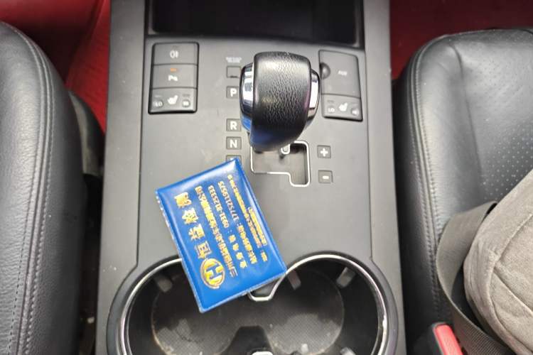 Used Kia Borrego 2015 3.8L Luxury Edition China IV Gear Lever