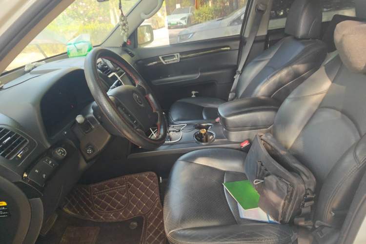 Used Kia Borrego 2015 3.8L Luxury Edition China V-standard Left Front Seat