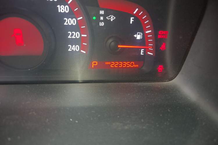 Used Kia Borrego 2015 3.8L Luxury Edition China V-standard Odometer Close Up