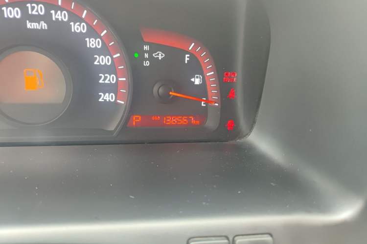 Used Kia Borrego 2015 3.8L Luxury Edition China IV Odometer Close Up