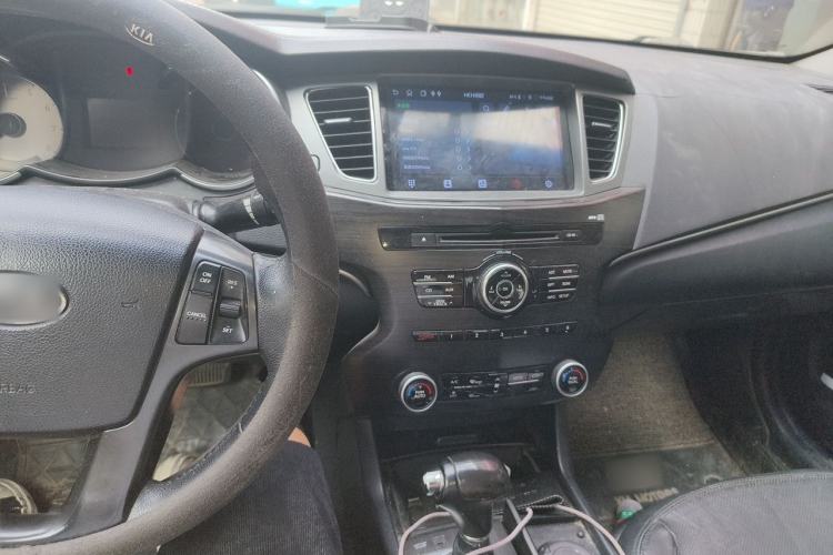 Used Kia Cadenza 2011 2.4L Business Edition Center Console