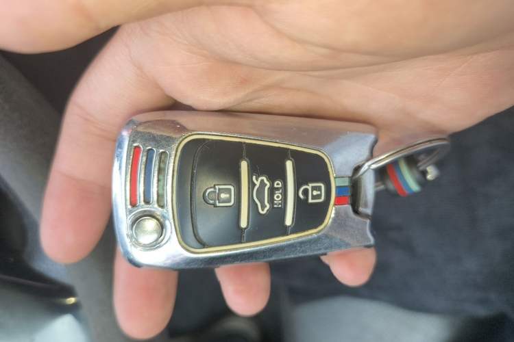 Used Kia Cadenza 2011 2.4L Business Edition Vehicle Key