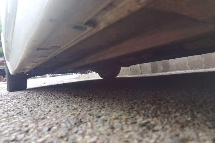 Used Kia Cadenza 2011 2.4L Elite Edition Chassis Front Right