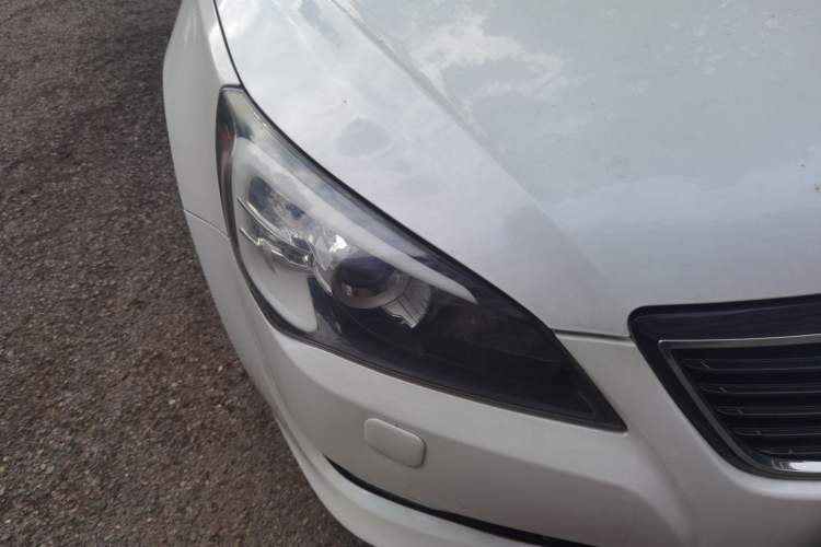 Used Kia Cadenza 2011 2.4L Elite Edition Right Front Headlight