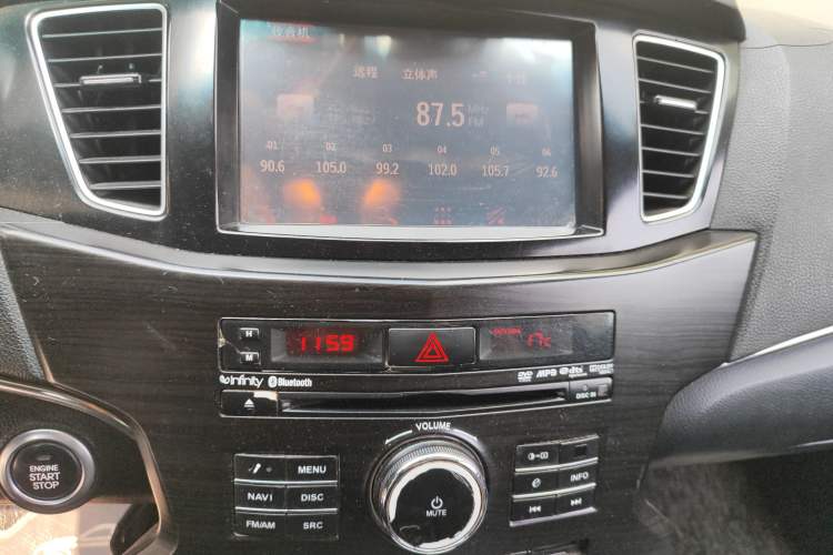 Used Kia Cadenza 2012 2.4L Luxury Version Audio And AC Panel