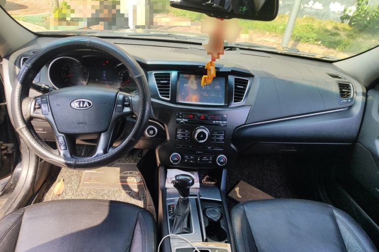 Used Kia Cadenza 2012 2.4L Luxury Version Center Console