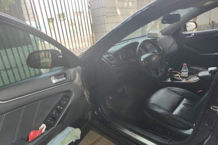 Used Kia Cadenza 2012 2.4L Business Edition Driver Seat