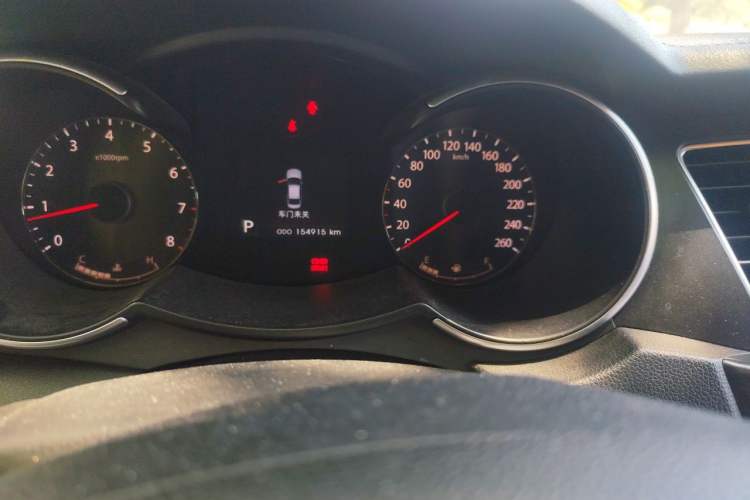 Used Kia Cadenza 2012 2.4L Luxury Version Odometer Close Up