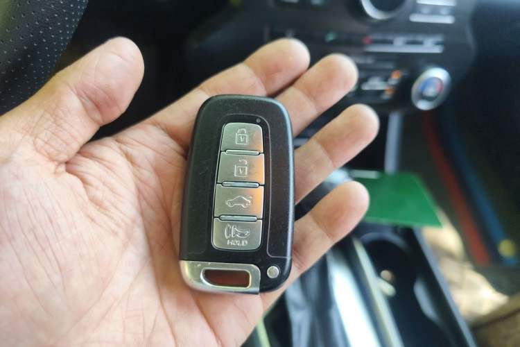 Used Kia Cadenza 2012 2.4L Luxury Version Vehicle Key