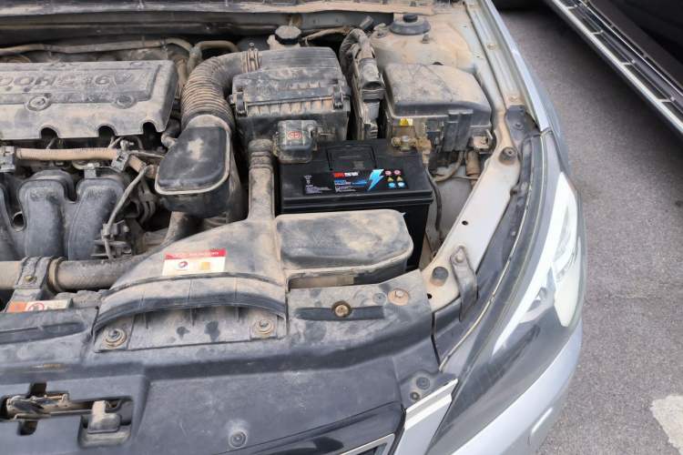 Used Kia Cadenza 2012 2.4L Flagship Edition Engine Bay Left