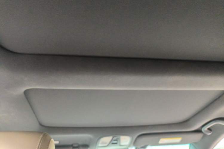 Used Kia Cadenza 2012 2.4L Flagship Edition Headliner