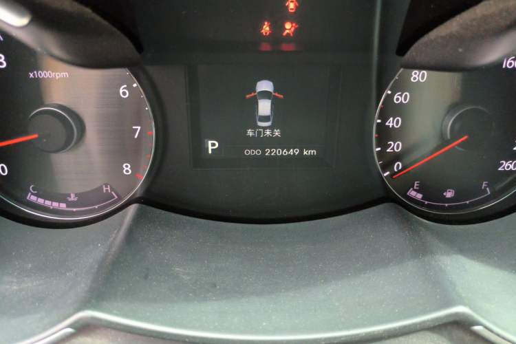 Used Kia Cadenza 2012 2.4L Flagship Edition Odometer Close Up