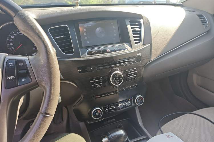 Used Kia Cadenza 2012 2.4L Business Sunroof Version Audio And AC Panel