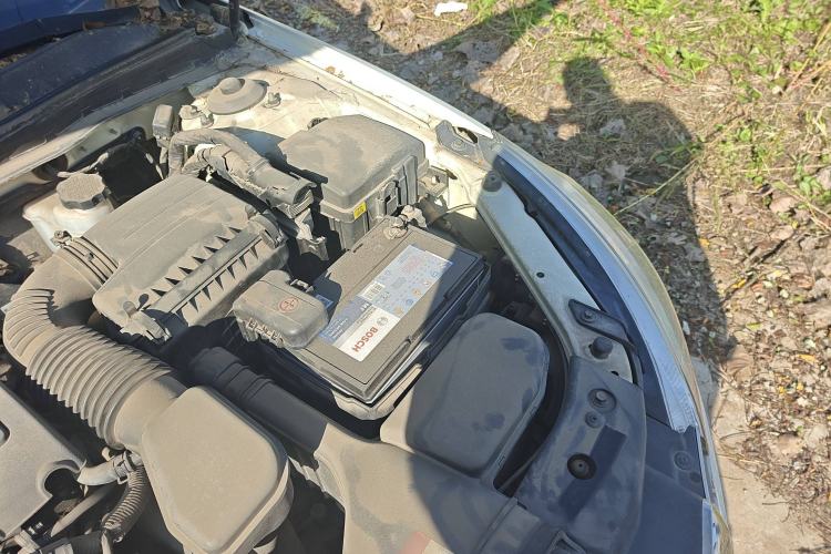 Used Kia Cadenza 2012 2.4L Business Sunroof Version Engine Bay Left
