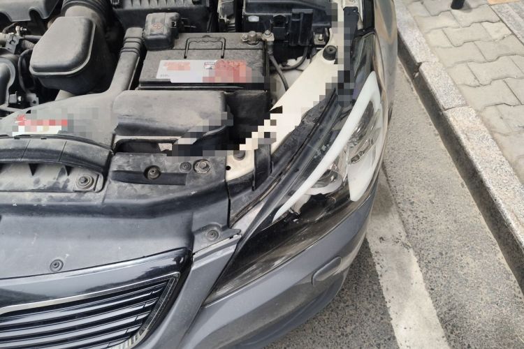 Used Kia Cadenza 2012 2.4L Luxury Version Engine Bay Left