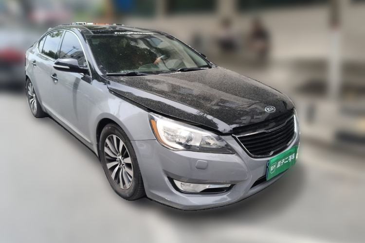 Used Kia Cadenza 2012 2.4L Luxury Version Front Right 45 Deg