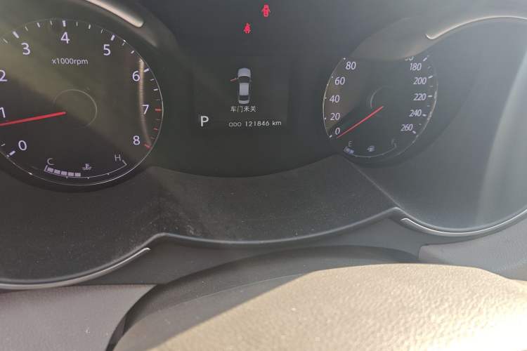 Used Kia Cadenza 2012 2.4L Business Sunroof Version Odometer Close Up