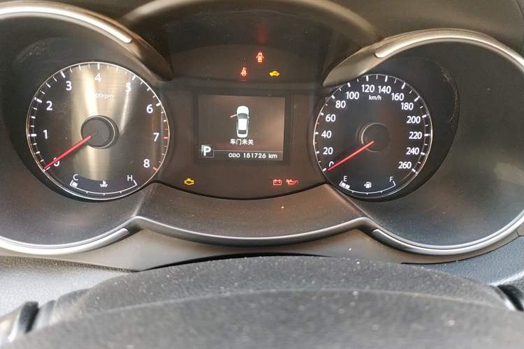 Used Kia Cadenza 2012 2.4L Luxury Version Odometer Close Up
