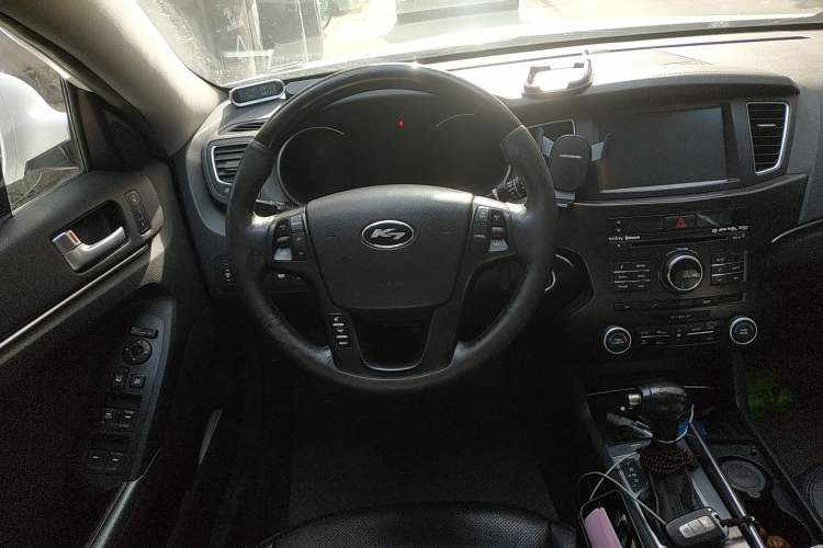 Used Kia Cadenza 2012 2.4L Luxury Version Steering Wheel