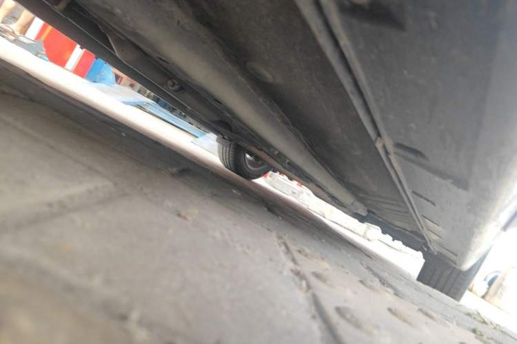 Used Kia Cadenza 2013 2.4L Business Sunroof Version China V Standard Chassis Front Left