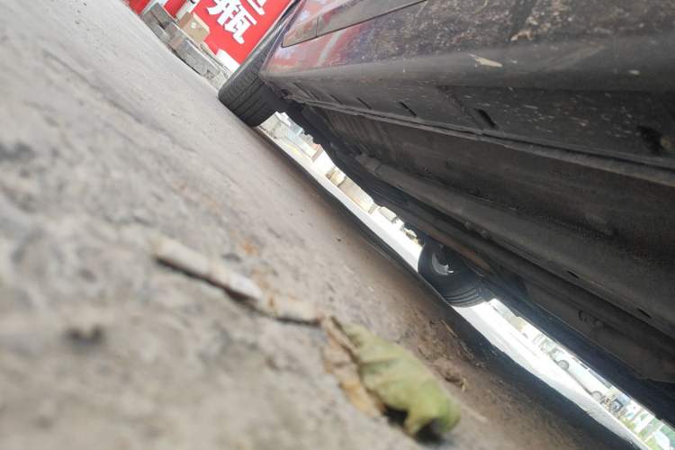 Used Kia Cadenza 2013 2.4L Business Sunroof Version China V Standard Chassis Front Right