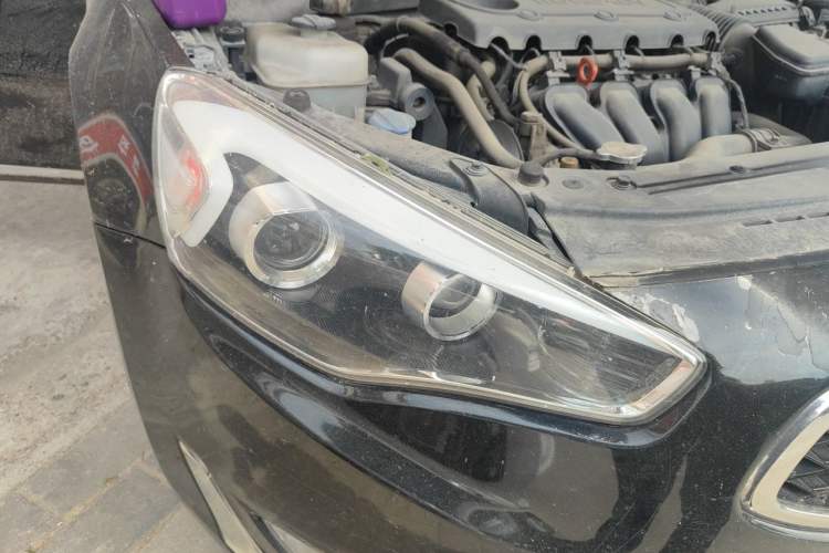 Used Kia Cadenza 2013 2.4L Business Sunroof Version China V Standard Right Front Headlight