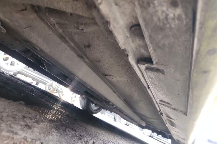 Used Kia Cadenza 2013 2.4L Business Sunroof Version China IV Standard Chassis Front Left